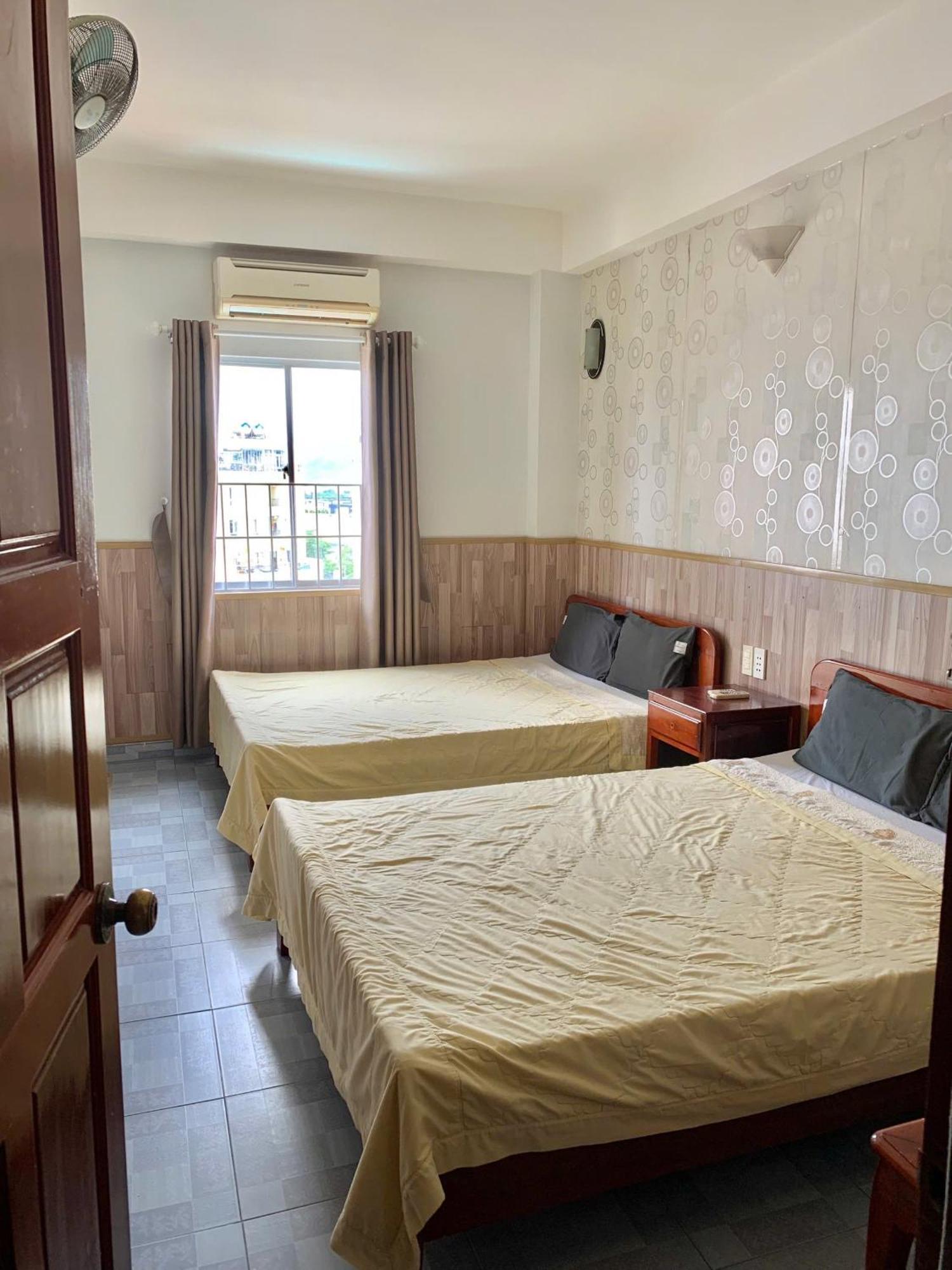 Hotel Tue Tinh Nha Trang Exterior foto