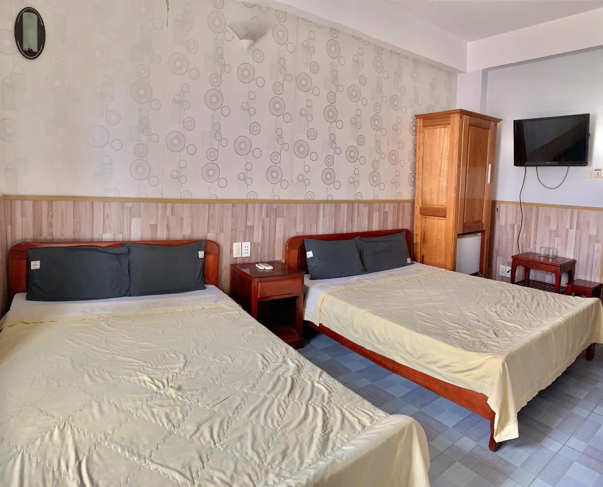 Hotel Tue Tinh Nha Trang Exterior foto