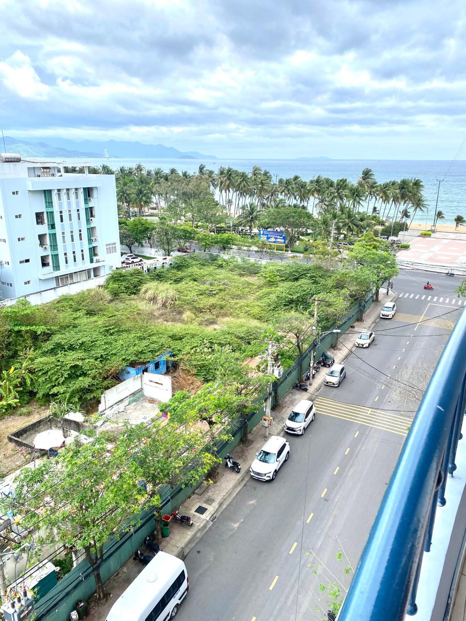 Hotel Tue Tinh Nha Trang Exterior foto
