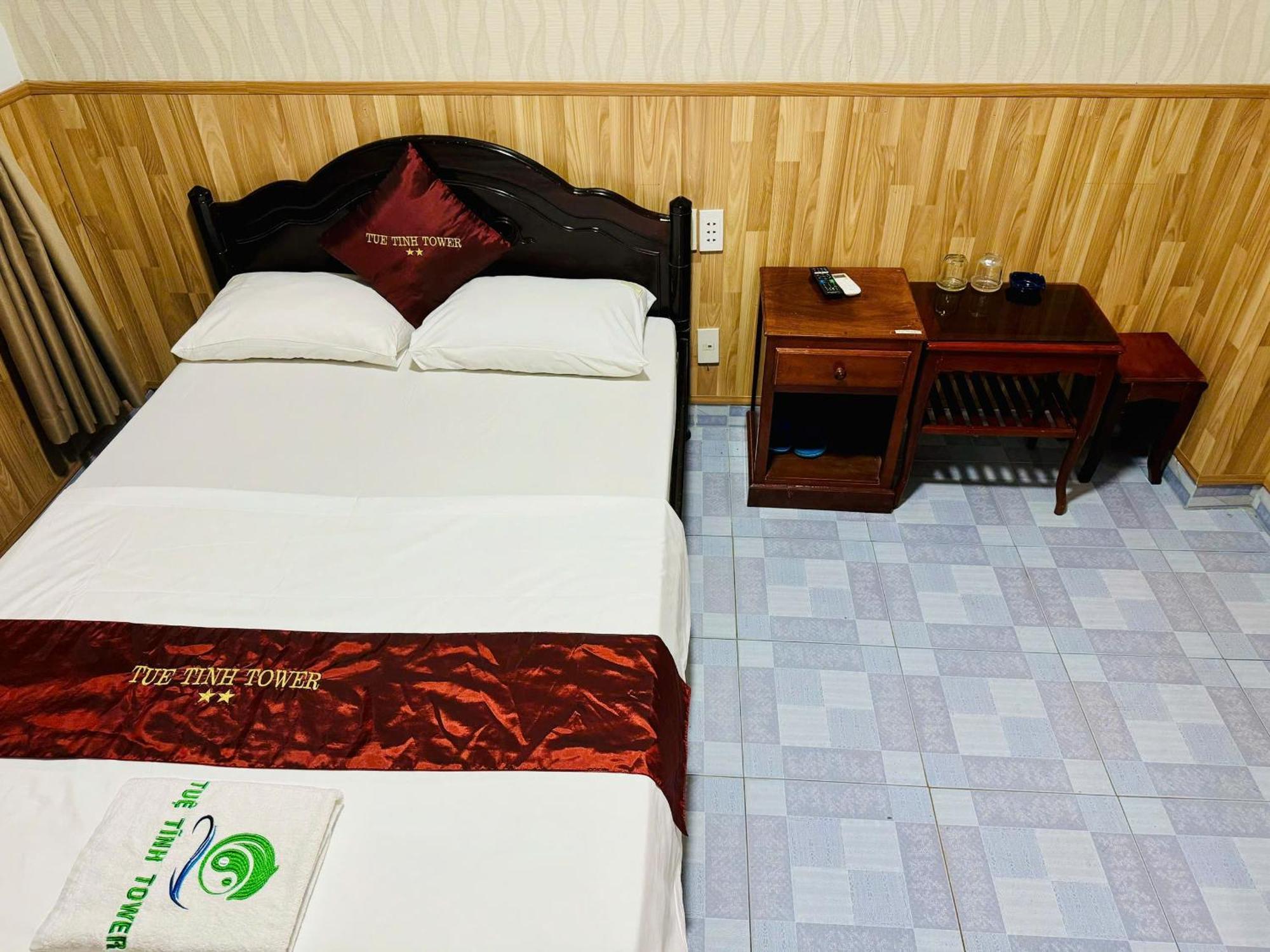 Hotel Tue Tinh Nha Trang Exterior foto