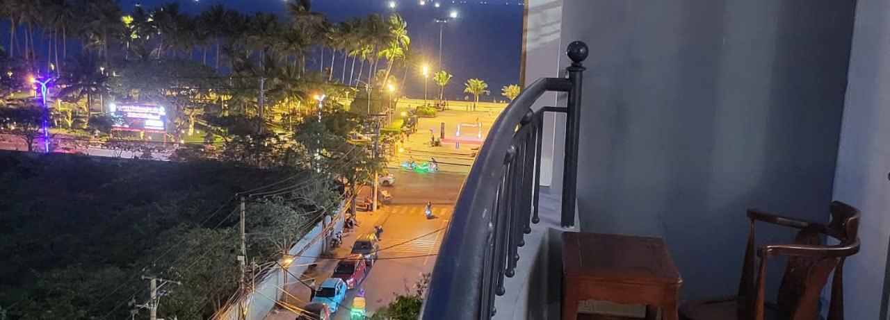 Hotel Tue Tinh Nha Trang Exterior foto