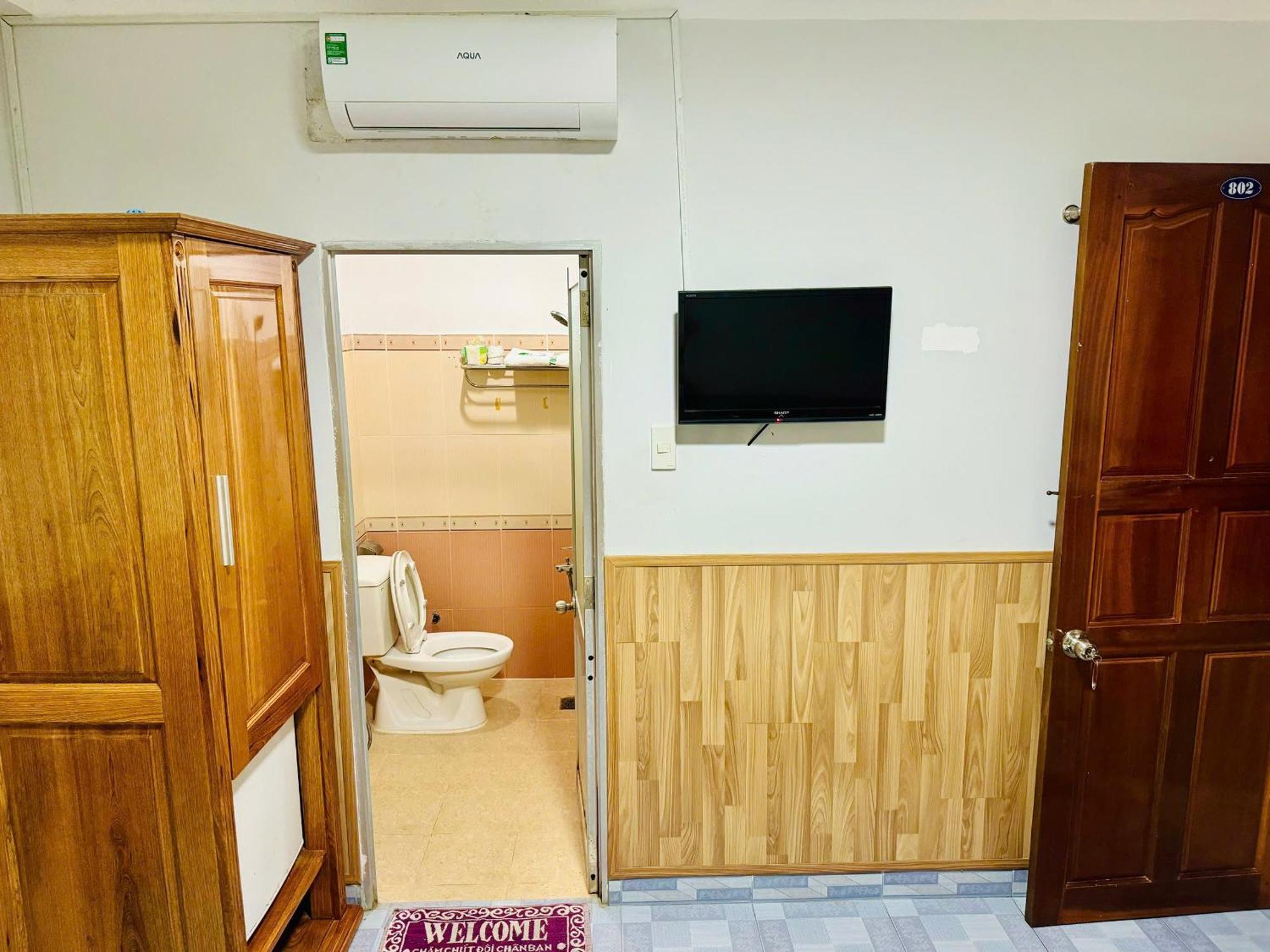 Hotel Tue Tinh Nha Trang Exterior foto